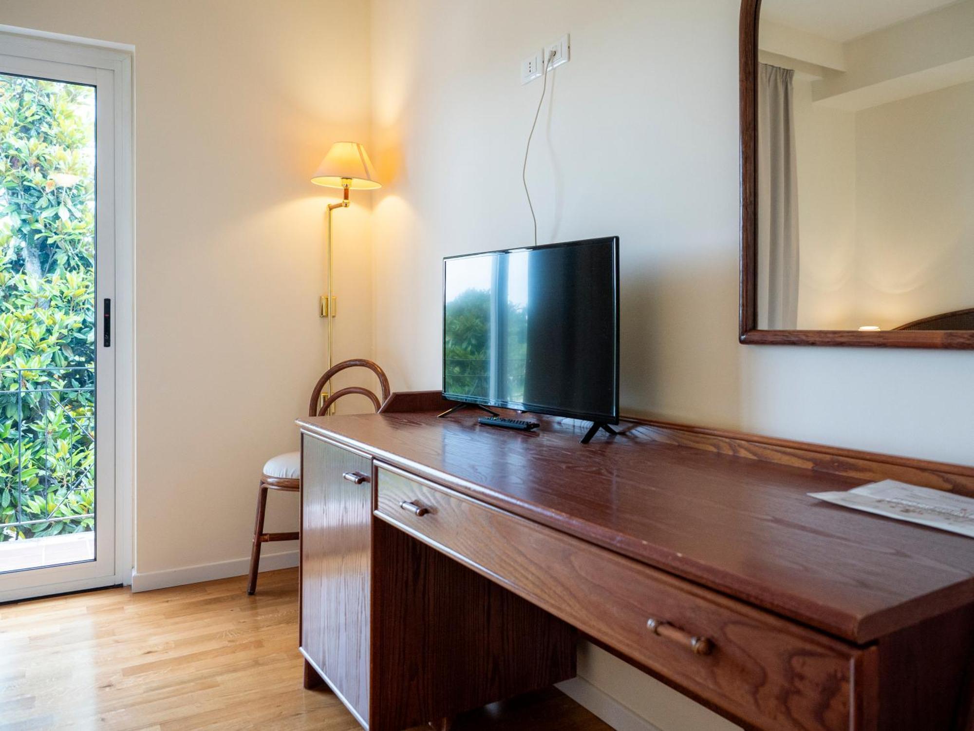Hotel Altamira Orsogna Екстер'єр фото