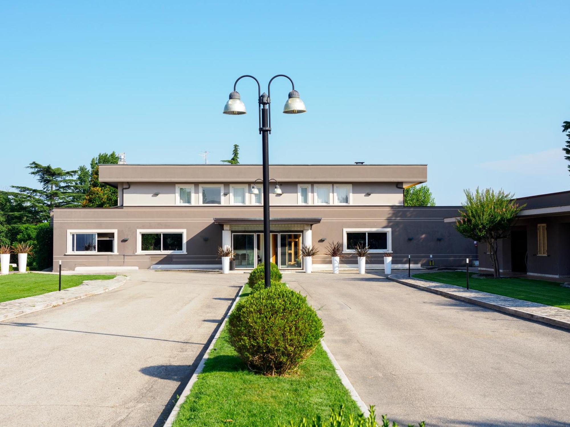 Hotel Altamira Orsogna Екстер'єр фото