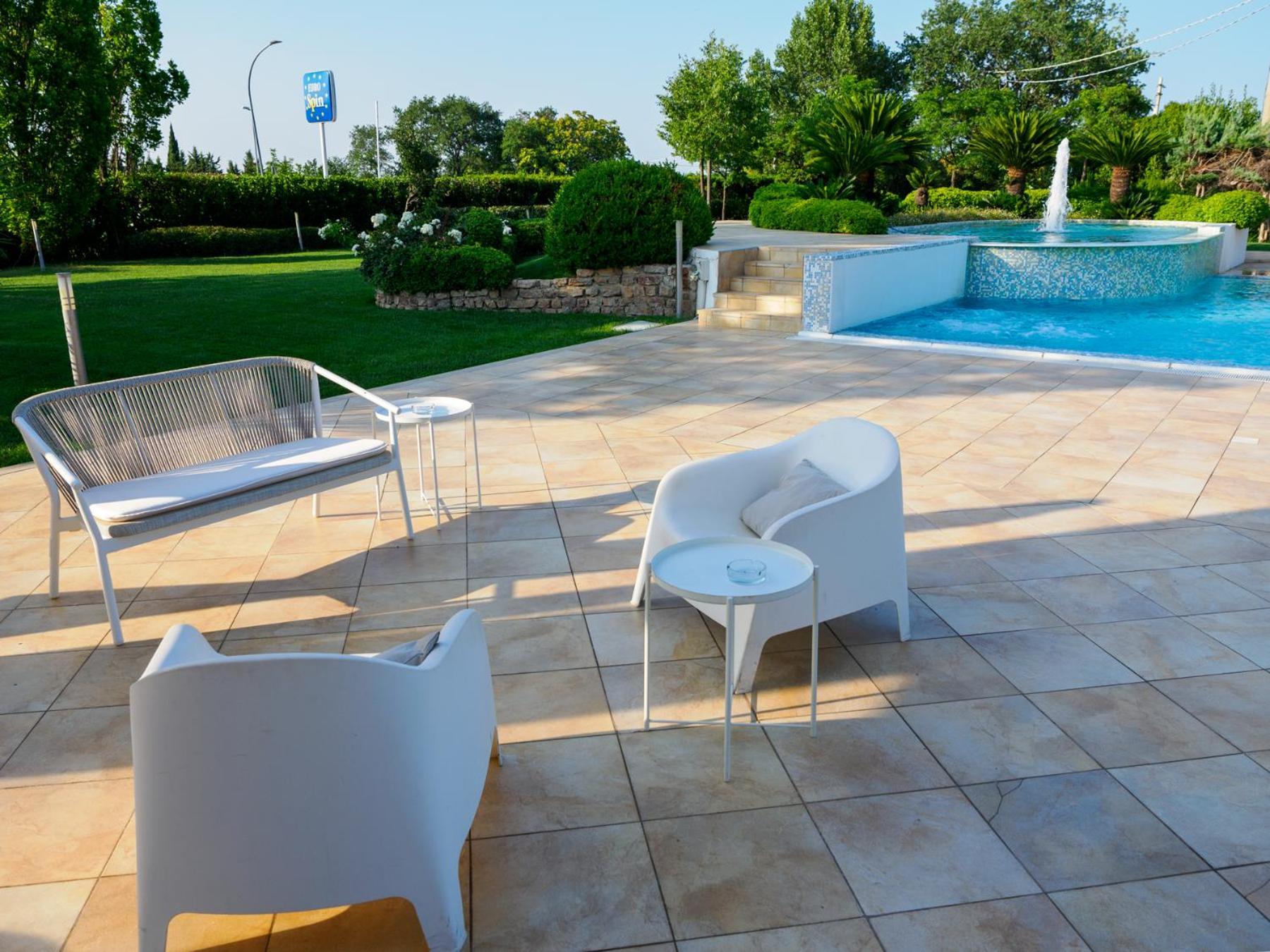 Hotel Altamira Orsogna Екстер'єр фото