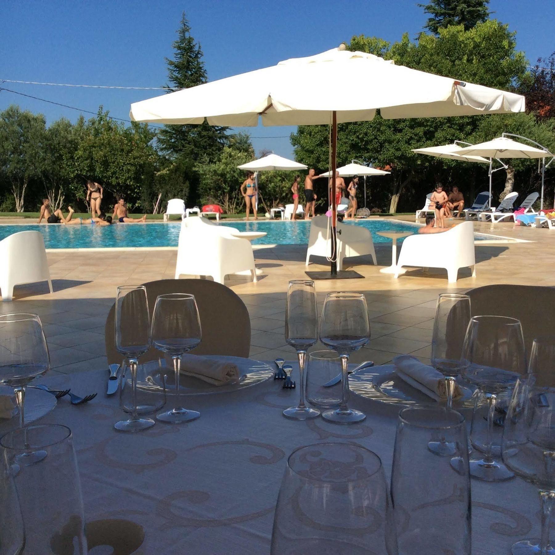 Hotel Altamira Orsogna Екстер'єр фото